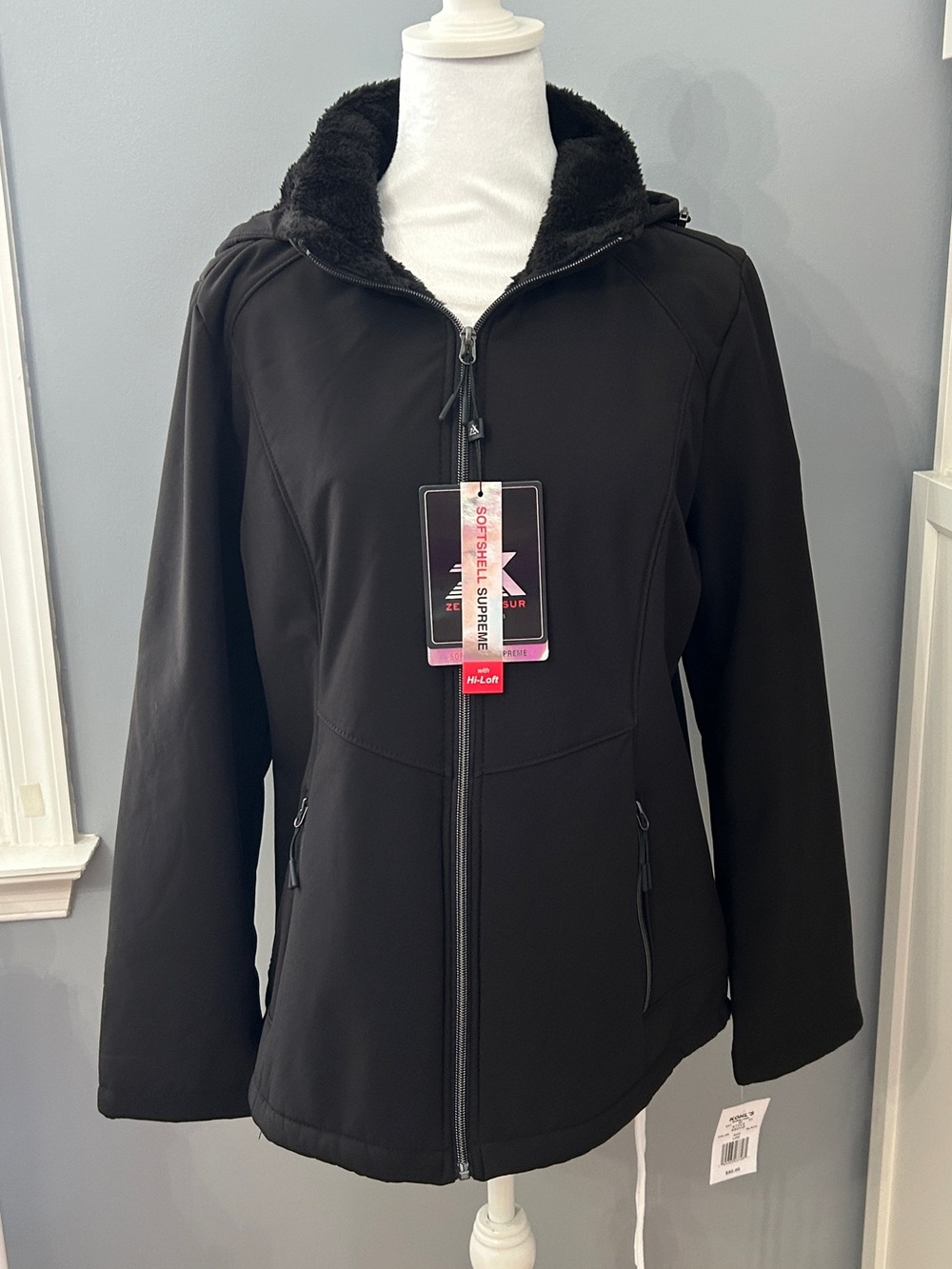 ZeroXposur Softshell Supreme Jacket Women's Large Lined Black Hood NWT Coat